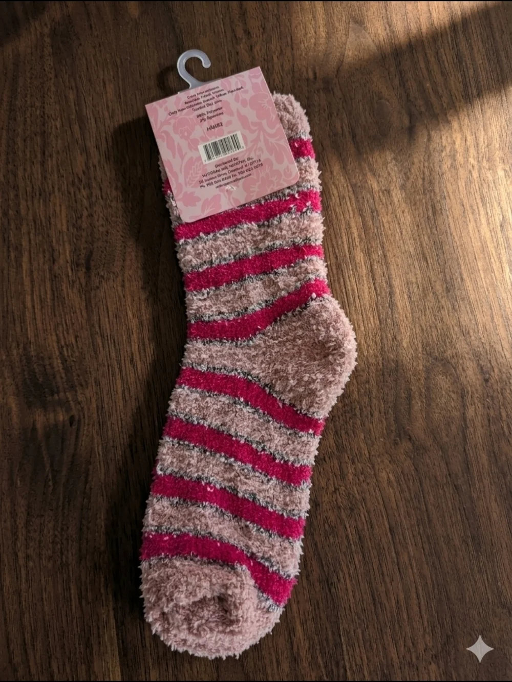 Carnival Ladies Super Soft Striped Slipper Socks – NWT (One Size)